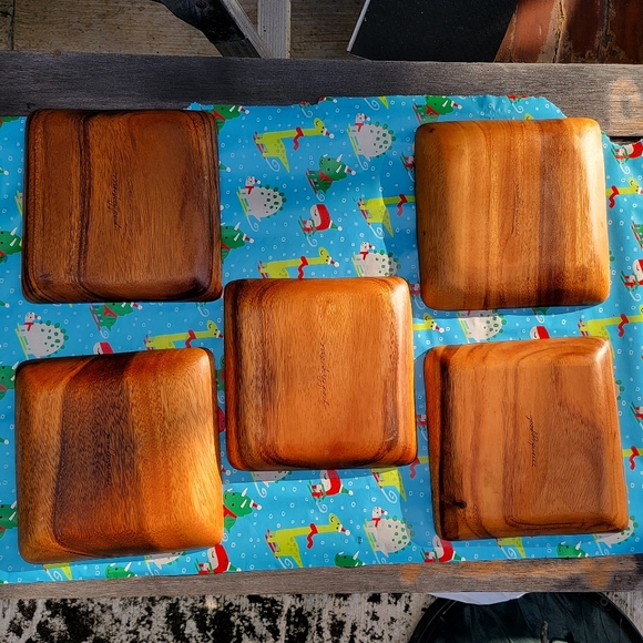 Vintage Monkeypod Wooden Square Plates - Picture 3 of 8
